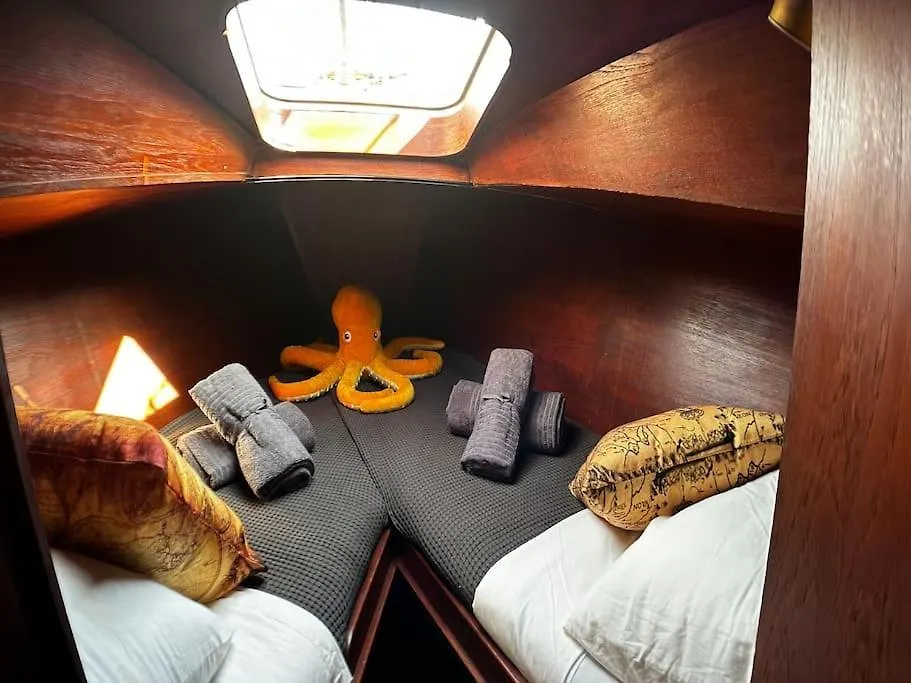 Botel The Captains Locker - 30Ft Yacht San Miguel de Abona